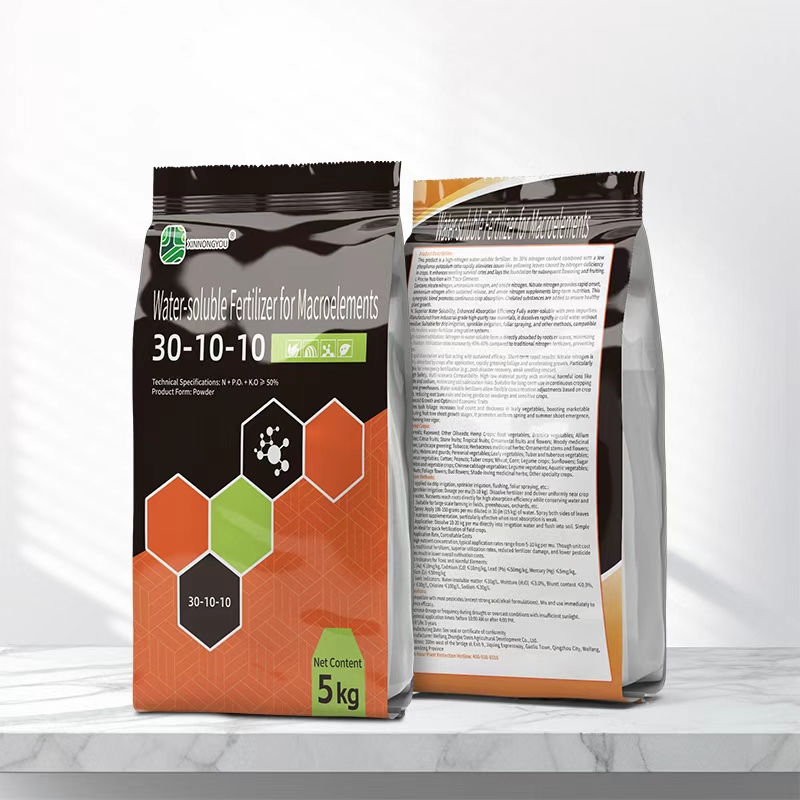 WATER-SOLUBLE FERTILIZERWITH MAOR ELEMENTS 30-10-10